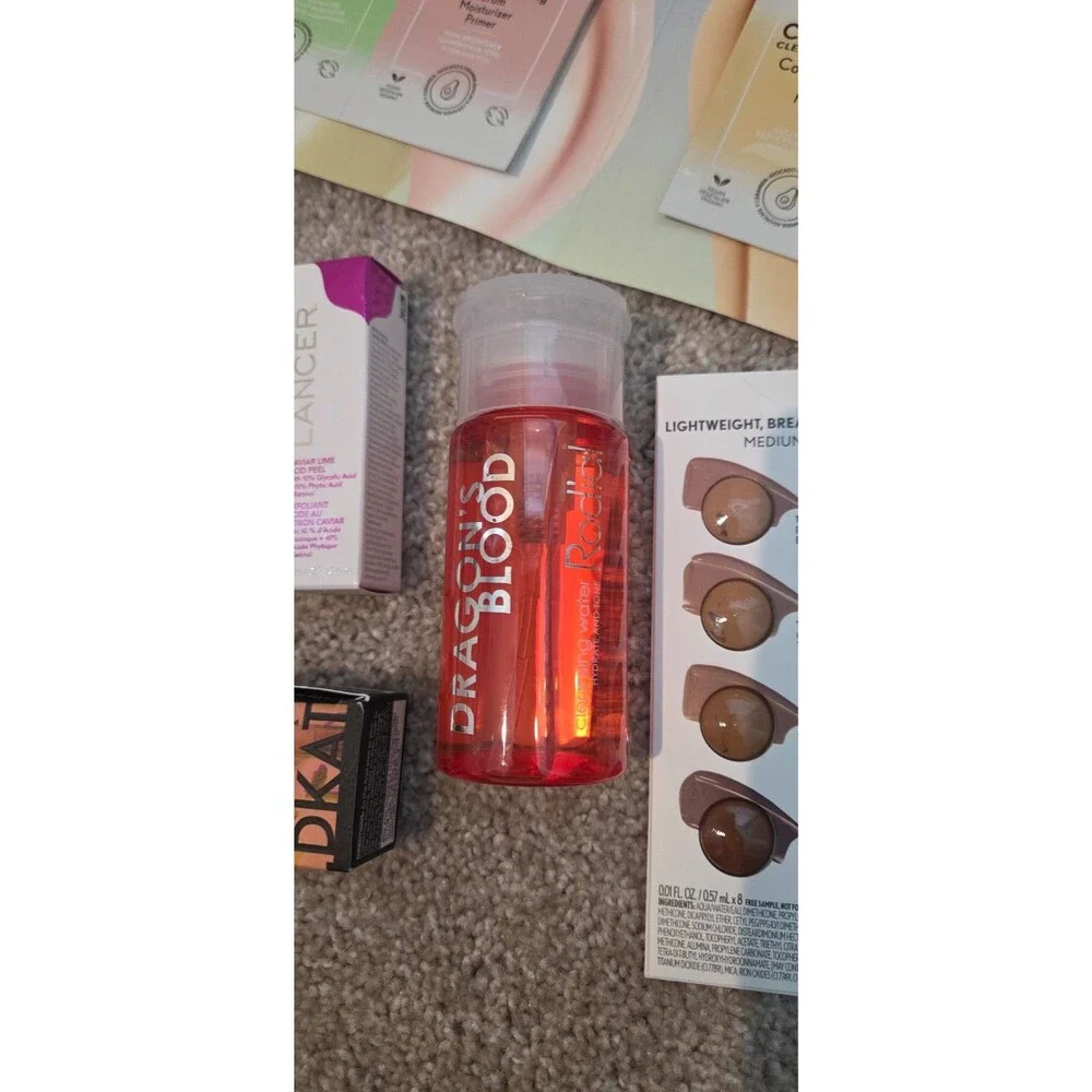Skincare samples bundle
